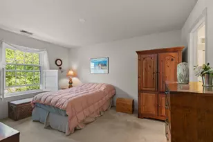 1012 Saxon Ct, Elgin, IL 60120 - Photo 11