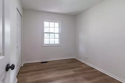 1075 Aspen Drive, Buffalo Grove, IL 60089 - Photo 17