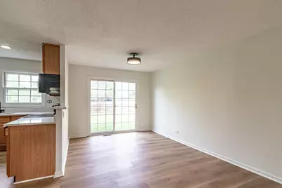 1075 Aspen Drive, Buffalo Grove, IL 60089 - Photo 7