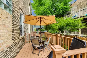 733 N Hoyne Ave, Chicago, IL 60622 - Photo 23