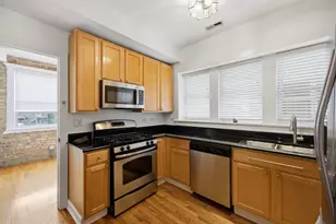 4542 N Albany Ave, Chicago, IL 60625 - Photo 9