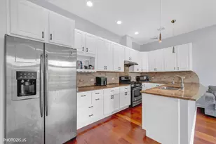 5614 N Jersey Ave, Chicago, IL 60659 - Photo 3