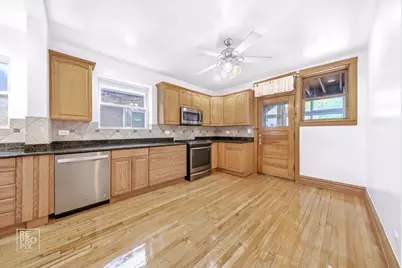 4055 W Nelson Street, Chicago, IL 60641 - Photo 9