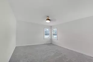 5018 Dobson St, Skokie, IL 60077 - Photo 19