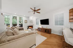 1117 N Wood St, Chicago, IL 60622 - Photo 3