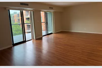 1415 E Central Road #318C, Arlington Heights, IL 60005 - Photo 3