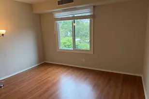 1415 E Central Rd, Arlington Heights, IL 60005 - Photo 13