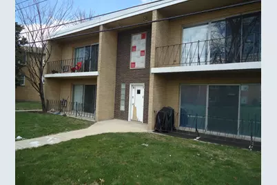 5818 W 107th Court #8, Chicago Ridge, IL 60415 - Photo 1