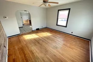25 State St, Danville, IL 61832 - Photo 3