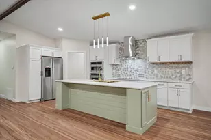 1303 S Western Ave, Champaign, IL 61821 - Photo 13
