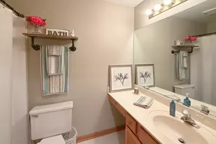 522 Bradbury Ln, Geneva, IL 60134 - Photo 19