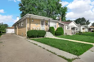 446 Greenbay Ave, Calumet City, IL 60409 - Photo 1