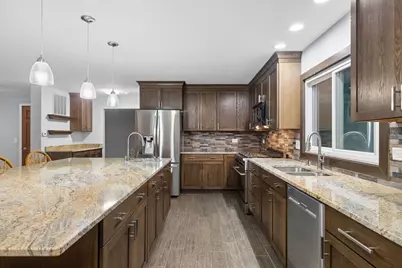 702 N Pinecrest Road, Bolingbrook, IL 60440 - Photo 9
