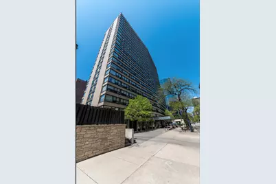 2930 N Sheridan Road #602, Chicago, IL 60657 - Photo 1