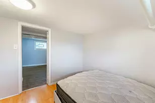 5510 W Barry Ave, Chicago, IL 60641 - Photo 3