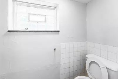 5510 W Barry Avenue #GC, Chicago, IL 60641 - Photo 9