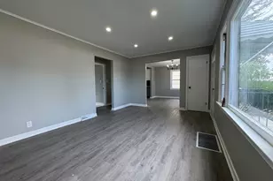 5357 Otto Pl, Oak Lawn, IL 60453 - Photo 3