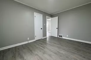 5357 Otto Pl, Oak Lawn, IL 60453 - Photo 7
