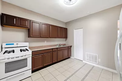 8041 S Laflin Street #2, Chicago, IL 60620 - Photo 11