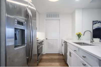400 N Clinton Street #601, Chicago, IL 60654 - Photo 11