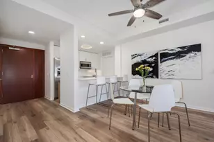 400 N Clinton St, Chicago, IL 60654 - Photo 5
