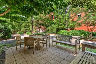 400 N Clinton St, Chicago, IL 60654 - Photo 39