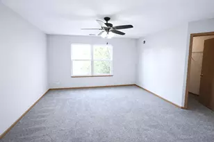 2384 Lundquist Dr, Aurora, IL 60503 - Photo 13