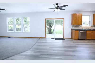 2384 Lundquist Drive, Aurora, IL 60503 - Photo 7
