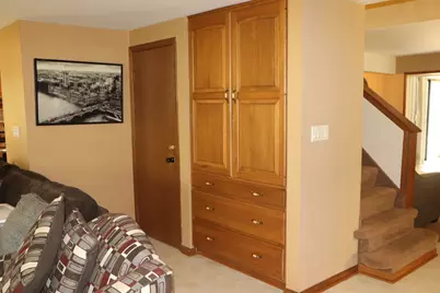 425 S Arlington Heights Road, Elk Grove Village, IL 60007 - Photo 25