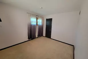 425 S Arlington Heights Rd, Elk Grove Village, IL 60007 - Photo 23