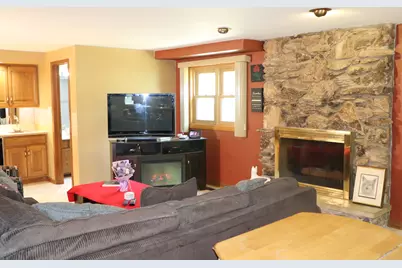 425 S Arlington Heights Road, Elk Grove Village, IL 60007 - Photo 9