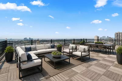 1360 N Sandburg Terrace #2912, Chicago, IL 60610 - Photo 15