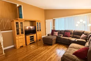 116 N May St, Addison, IL 60101 - Photo 3