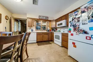 225 E 4th St, Byron, IL 61010 - Photo 23