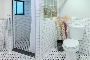 7626 N Greenview Ave, Chicago, IL 60626 - Photo 9