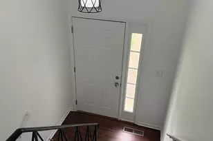 551 N Washington Ave, Batavia, IL 60510 - Photo 5