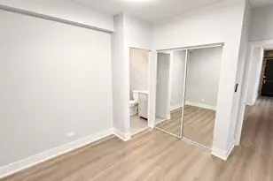 4830 W Belle Plaine Ave, Chicago, IL 60641 - Photo 5
