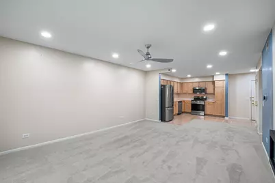 7081 W Touhy Avenue #607, Niles, IL 60714 - Photo 5