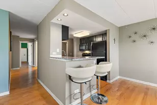 1 Renaissance Pl, Palatine, IL 60067 - Photo 11