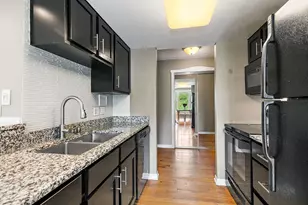 1 Renaissance Pl, Palatine, IL 60067 - Photo 7