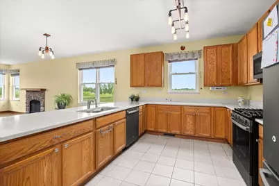 739 Bonaventure Drive, Oswego, IL 60543 - Photo 7