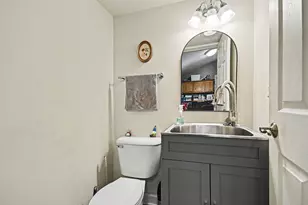 330 Pleasant St, Sheridan, IL 60551 - Photo 11