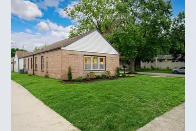 10059 S Spaulding Avenue, Evergreen Park, IL 60805 - Photo 3