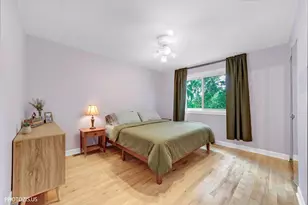 411 Hickory Dr, Wheeling, IL 60090 - Photo 25