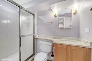 411 Hickory Dr, Wheeling, IL 60090 - Photo 21