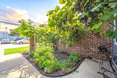 411 Hickory Drive #411, Wheeling, IL 60090 - Photo 3