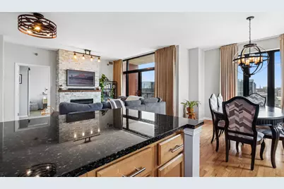 3232 N Halsted Street #D712, Chicago, IL 60657 - Photo 5
