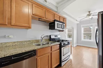 4856 W Warner Avenue #2N, Chicago, IL 60641 - Photo 11