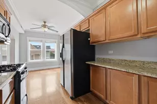 4856 W Warner Ave, Chicago, IL 60641 - Photo 13