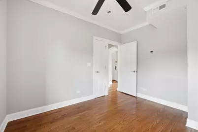 4856 W Warner Avenue #2N, Chicago, IL 60641 - Photo 15